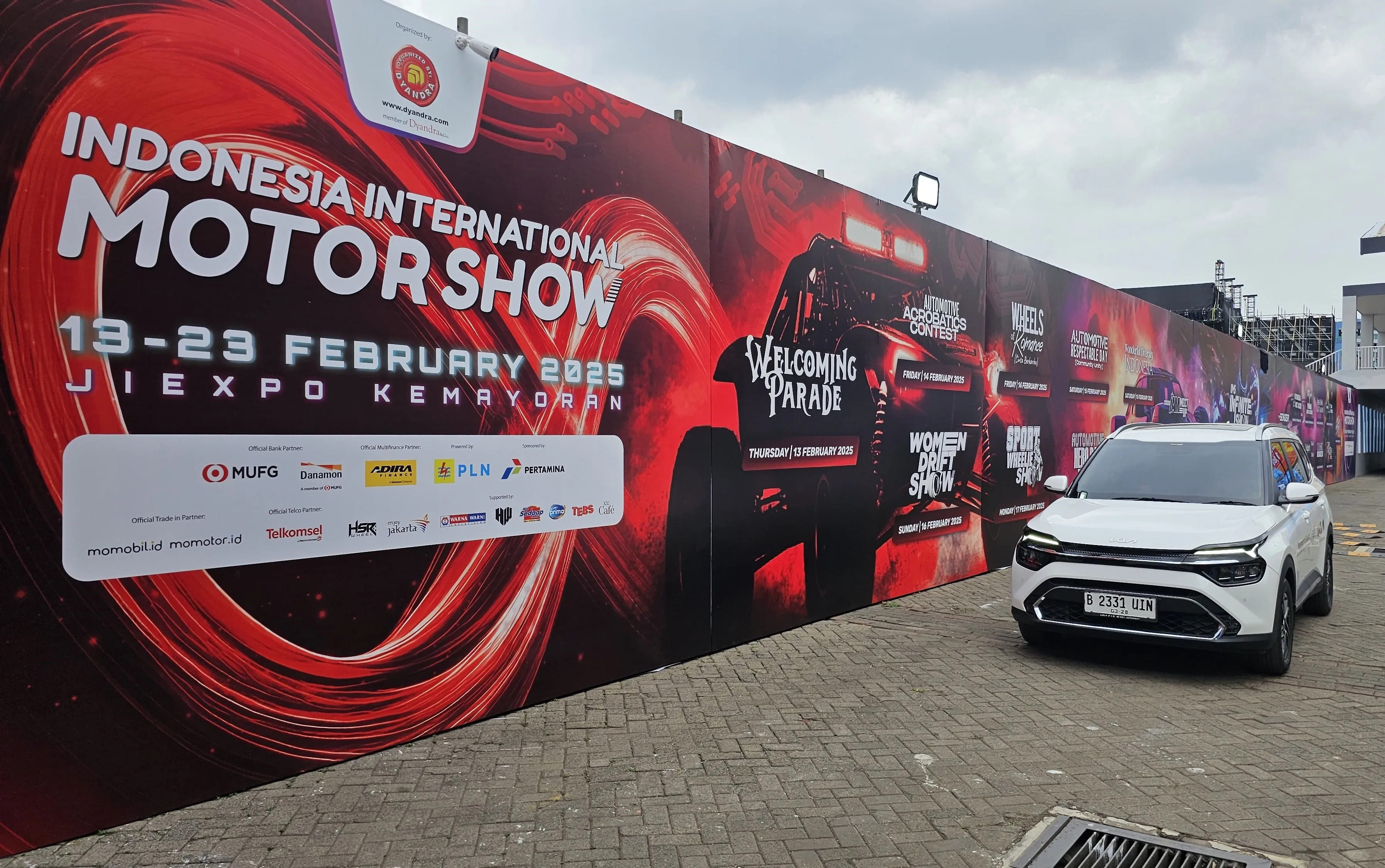 Mengenal Kia Carnival dan Kia Carens Lebih Dekat, Pilihan Gaya Hidup Modern untuk Perjalanan Bersama Keluarga