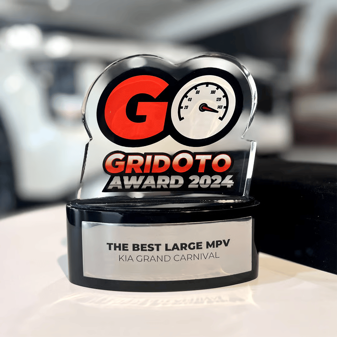 Kia Meraih Penghargaan The Best Large MPV dan The Best Luxury EV di GridOto Award 2024