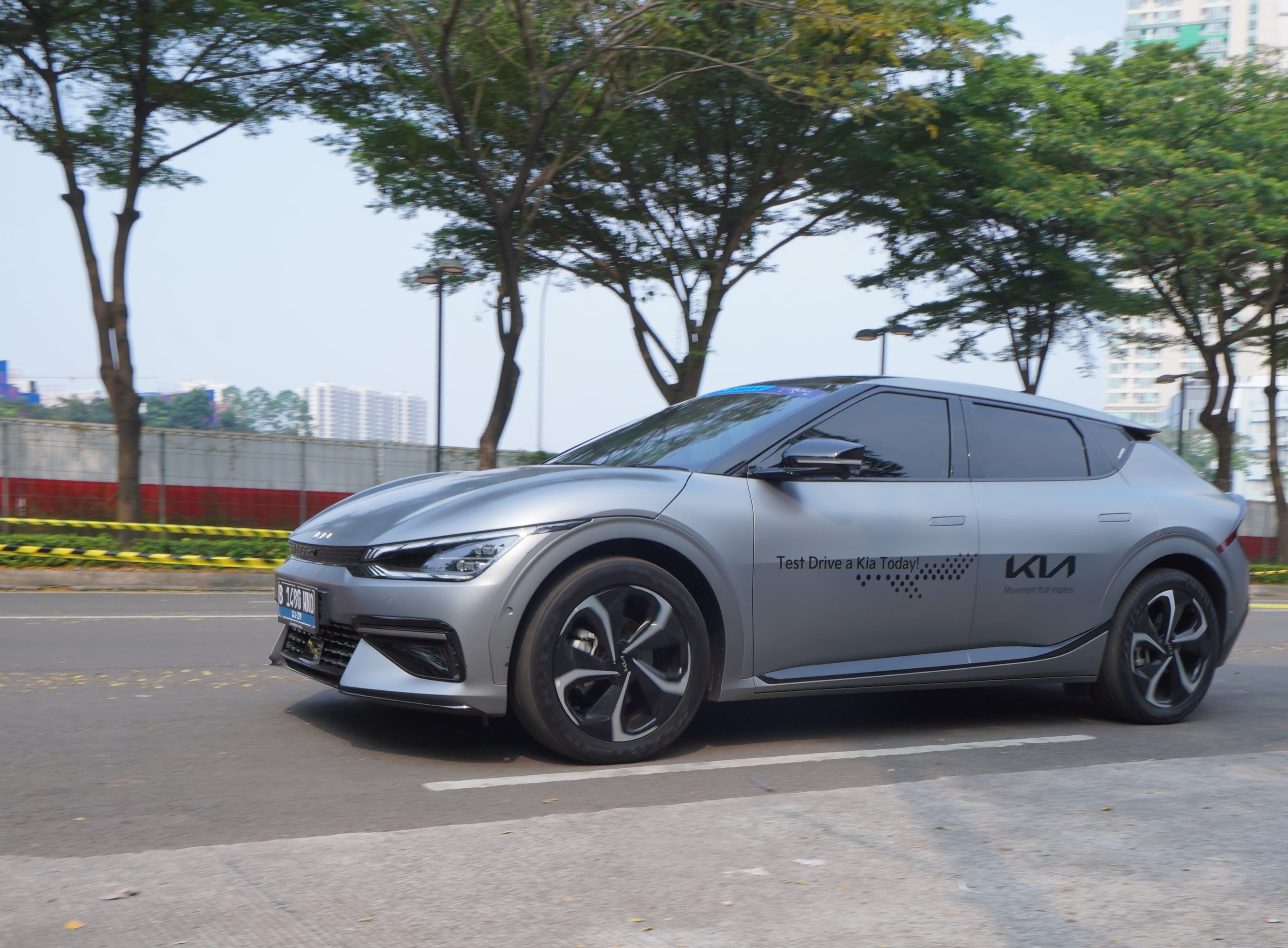 Dua Ikon Elektrifikasi Kia, EV9 GT-Line dan EV6 GT-Line, Tampil Menggoda di GIIAS 202